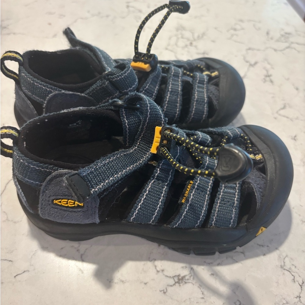 KEEN Kids' Black and Blue Sandals